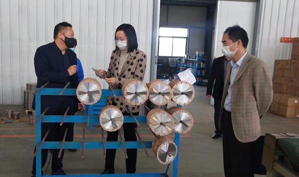 鄂州市市委常委、統戰部部長鄒霞 蒞臨湖北昌利公司調研